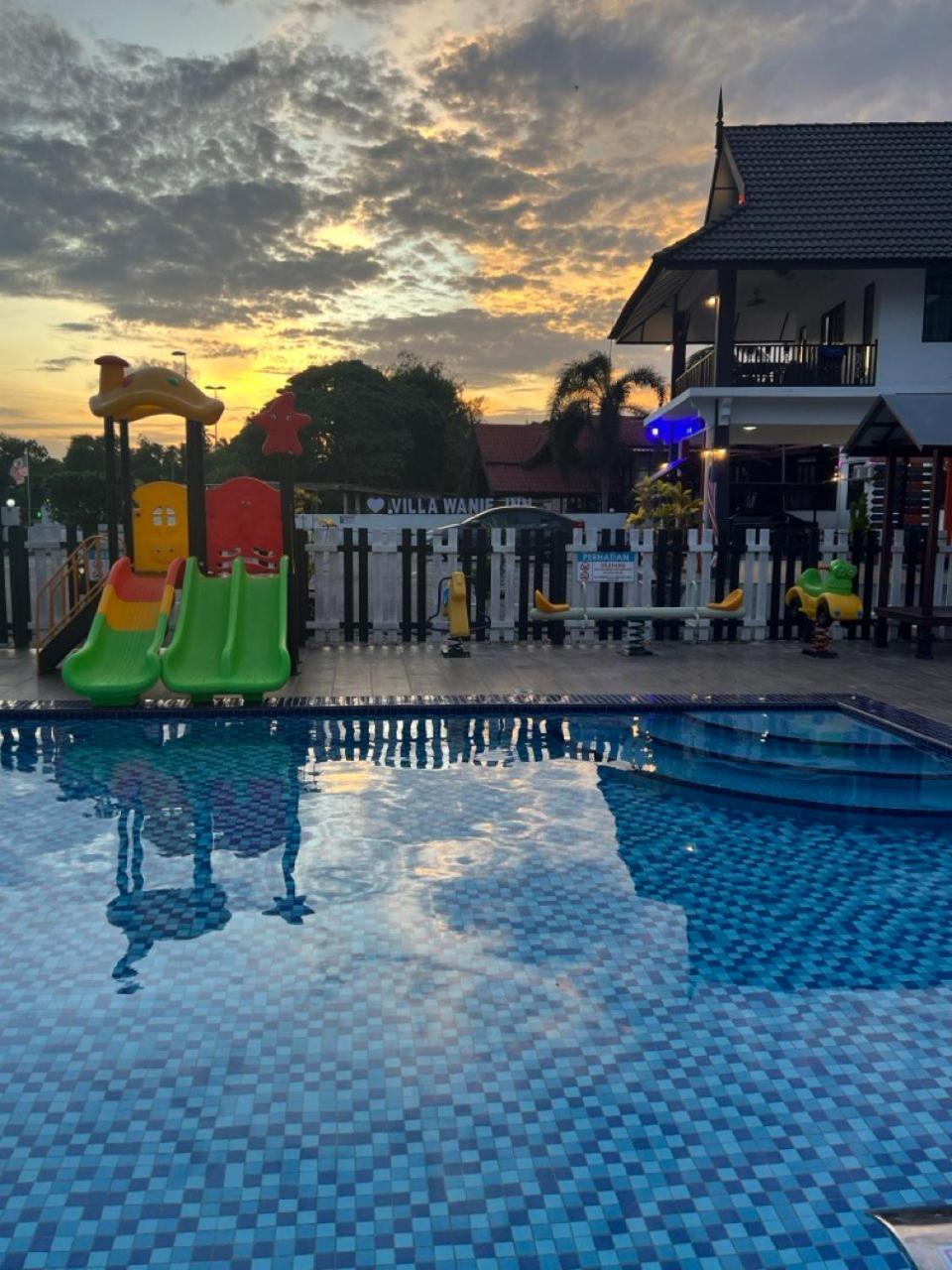 סטיו Villa Wanie Inn מראה חיצוני תמונה